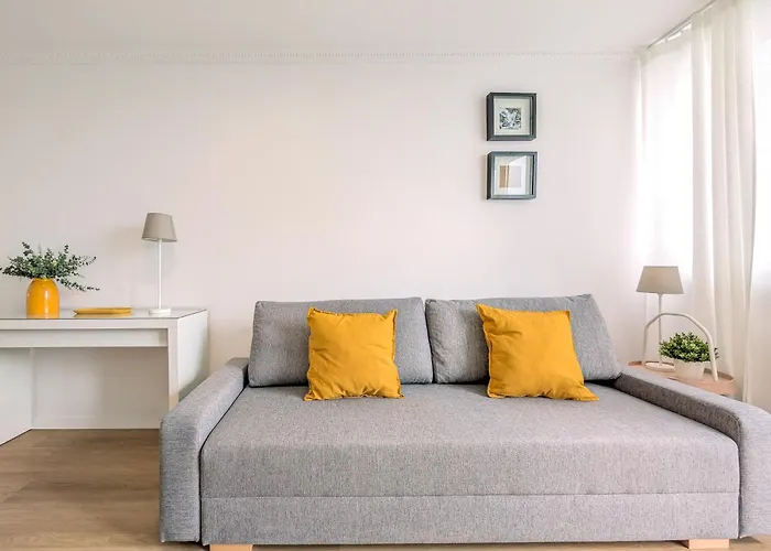 Apartment Park Skowroni Pleasant By Bookinghost Breslau