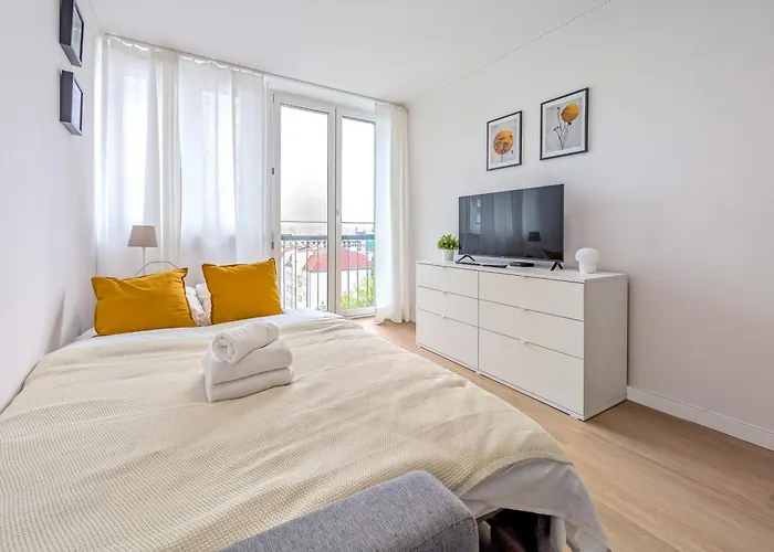 Apartment Park Skowroni Pleasant By Bookinghost